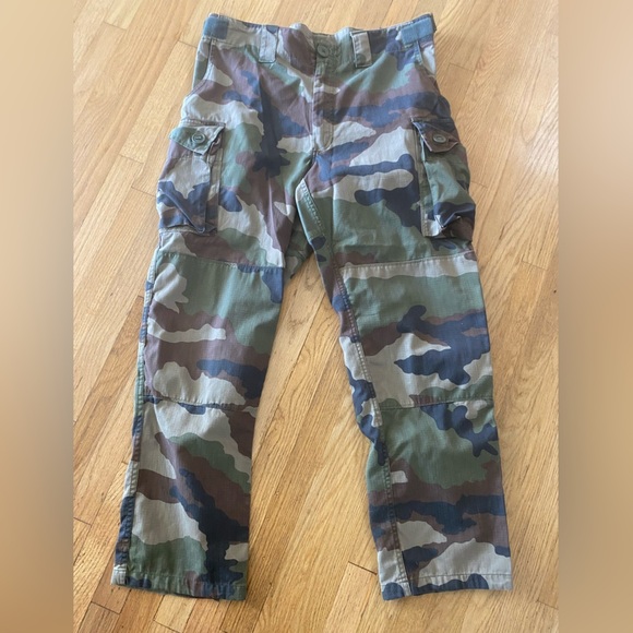 Men's Camouflage Cargo Pants - Picture 4 of 4